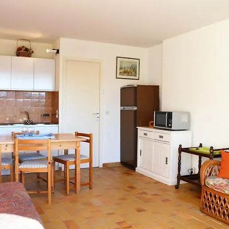 Le Lavandou, 1 Pièce, 3 Personnes - Fr-1-251-83 Appartamento *